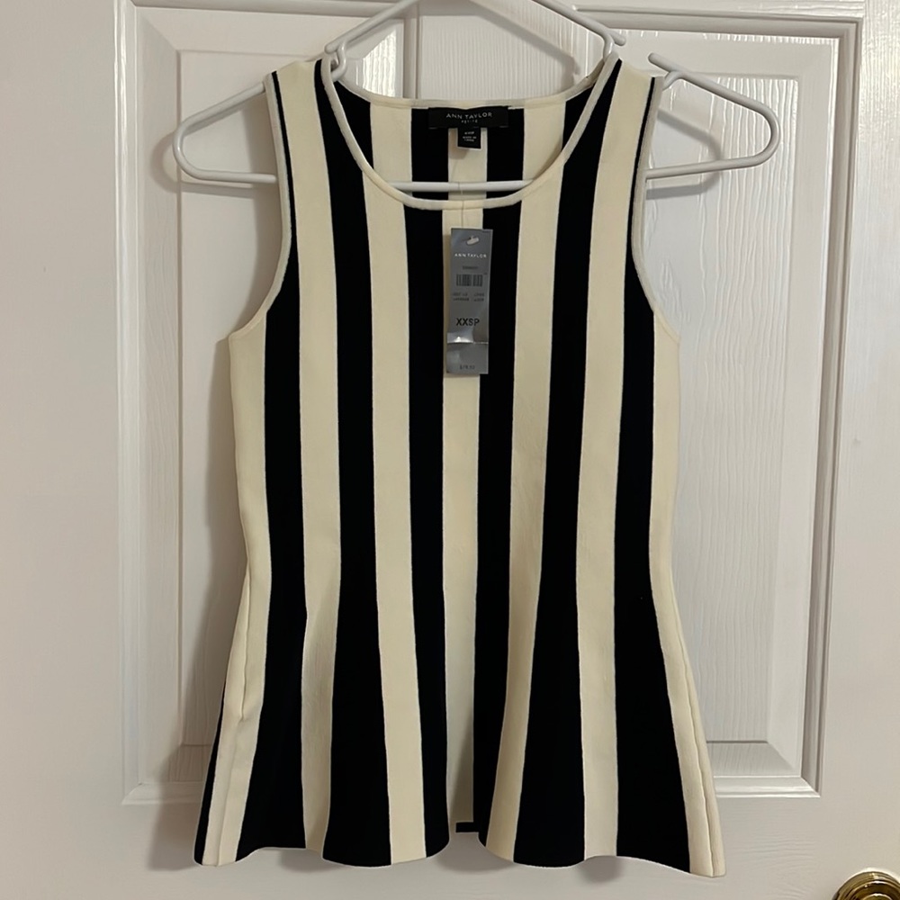 Ann Taylor black and white top